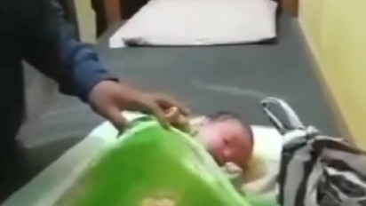 Janda Anak Tiga di Malang Pura-pura Temukan Bayi di Teras Rumah, Ternyata Anaknya Hasil Hubungan Gelap