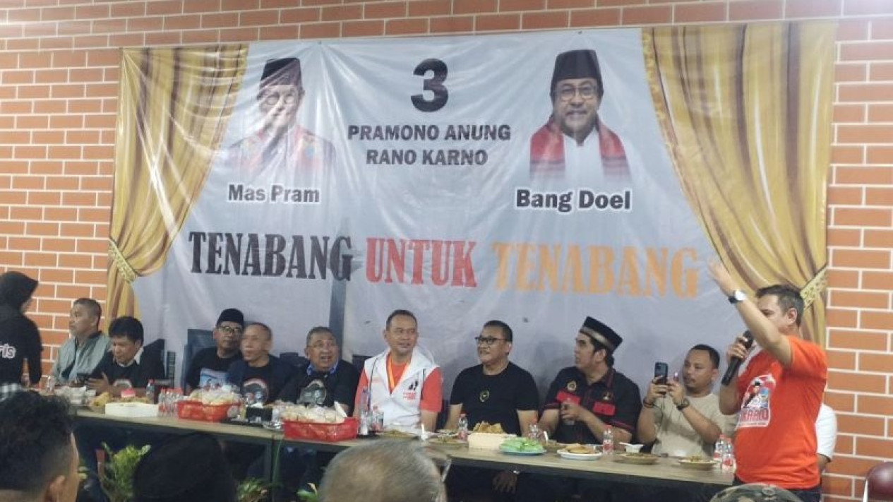 Ratusan Warga Tanah Abang Deklarasi Dukung Pram-Rano di Pilkada Jakarta 2024
            - galeri foto