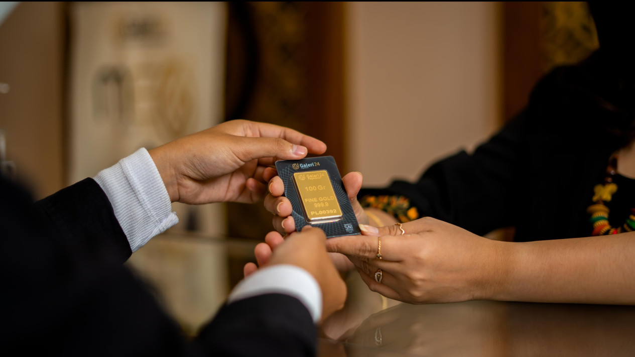 Harga Emas di Pegadaian Hari Ini 1 Mei 2025: Antam, UBS, dan Galeri24 Turun Tipis
            - galeri foto