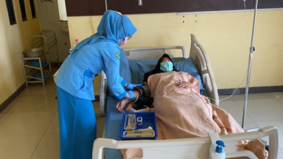 Puluhan Warga Trenggalek Diduga Keracunan Makanan Pengajian, 8 Dirawat di Rumah Sakit