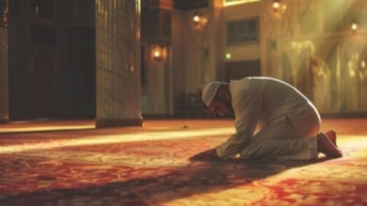 Janda Tiga Anak Pura-pura Temukan Bayi di Teras yang Ternyata Hasil Hubungan Gelap, Buya Yahya Ingatkan Syarat Utama Jika Ingin Taubat dari Zina
            - galeri foto