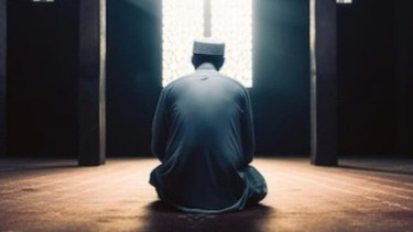 Ternyata Shalat Dhuha Bukan Mulai Jam 8 Pagi, Ustaz Adi Hidayat: Jika Dilakukan di Awal Senilai Pahala Haji dan Umrah