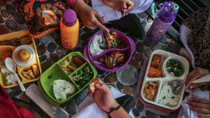 Makan Bergizi Gratis Butuh Anggaran Rp71 Triliun, Prabowo Diminta Tiru Skema Program Kartu Prakerja