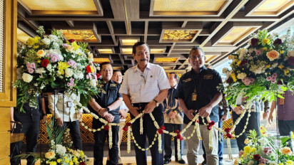 Luhut Resmikan The Gade Coffee & Gold dari Pegadaian di Kemenko Marves: Inklusi Keuangan Lewat Secangkir Kopi