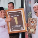 Survei LSI Denny JA Sebut Suara Binzein-Abang Ijo Unggul 54,5 Persen, Kandidat Kuat Bupati Purwakarta