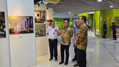 Dokumentasi Kerja Presiden 10 Tahun Presiden Jokowi Lewat Pameran Foto dan Peluncuran Buku 'Mewariskan Nusantara'