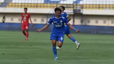 Pemain Persib Bandung, Edo Febriansah