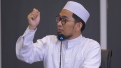 Hadiah Istimewa dari Allah Setiap Hari Jumat, Ustaz Adi Hidayat: Lekas Berdoalah!