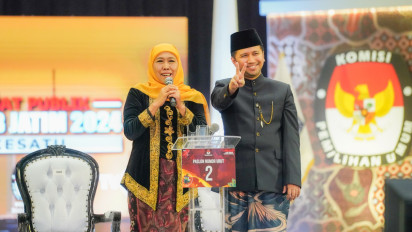 Unggul di Debat Perdana, Khofifah-Emil Sampaikan Capaian Kinerja dan Prestasi Selama Pimpim Jatim Periode Pertama