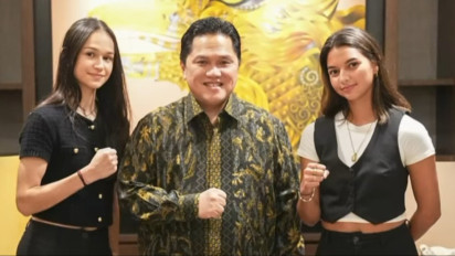 Erick Thohir Perkenalkan Dua Pemain Timnas Indonesia Putri