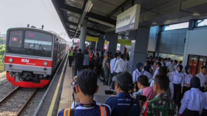 Bank Indonesia: Naik KRL dan MRT Bisa Bayar Pakai QRIS Tap Mulai Pertengahan Maret 2025