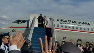 Tangkapan layar dari instagram Menteri Keuangan Sri Mulyani, @smindrawati, yang membagikan momen foto dengan Jokowi dan Iriana.