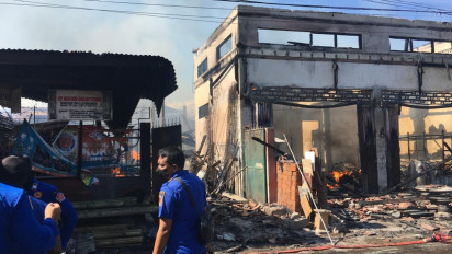 Diduga Gara-gara Warisan, Adik Bakar Toko Kakaknya di Buleleng