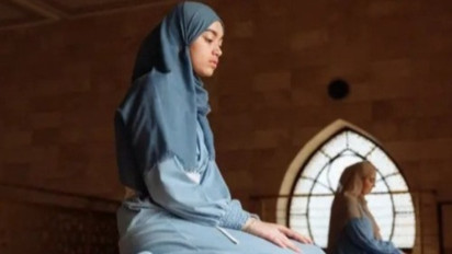 Jangan Tinggalkan 12 Rakaat Shalat Rawatib, Ustaz Adi Hidayat: Akan Dibangunkan Satu Rumah di Surga