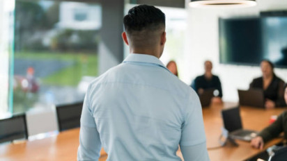 Teks Khutbah Jumat Singkat 25 Oktober 2024: Transisi Pemimpin Indonesia, Ini Cara Bersikap yang Sah