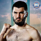 Tinju Dunia: Artur Beterbiev Tolak David Benavidez, Pilih Duel Trilogi Lawan Dmitry Bivol