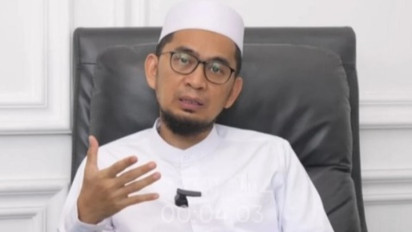 Ustaz Adi Hidayat Tegur Keras Anak-anak yang Rebutan Warisan Orang Tua: Seperti Ahli Neraka yang Jalan di Bumi