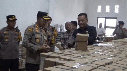 Kapolres Jombang Sidak Gudang KPU, Pastikan Logistik Pilkada Aman