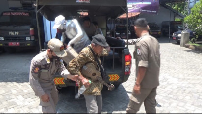 Satpol PP Jombang Gelar Razia, Delapan Pengamen dan Anjal Terjaring di Tengah Aksi Kejar-kejaran