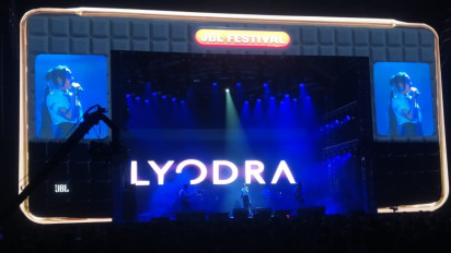 JBL Festival 2024 Hari Pertama Sukses, Lyodra Ajak Fans Duet Bareng di Atas Panggung