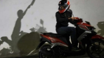 Pria di Cengkareng Kena Begal Hingga Ponsel dan Motornya Raib, Korban Rugi Puluhan Juta Rupiah