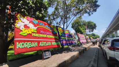 Pasca Penangkapan Selebgram Alnaura di Jepang, Kantor Kejari Palembang Dipenuhi Karangan Bunga