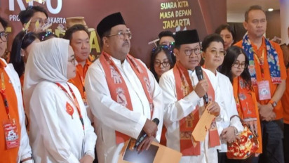 Viral Postingan Rano Karno Foto Bareng Pelaku Judi Online yang Sudah Dihapus