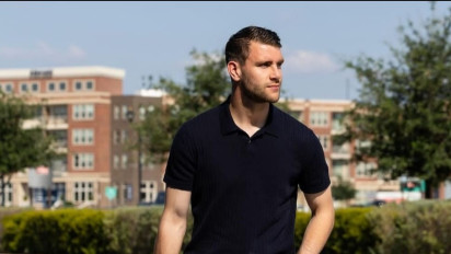 Terungkap Latar Belakang Orang Tua Maarten Paes yang Sebenarnya, Kiper Timnas Indonesia Itu Diam-diam Ternyata....