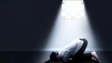 Ilustrasi mengerjakan shalat sunnah awwabin di waktu Dhuha