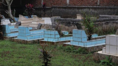 Cintailah Surah Al Mulk, Ustaz Adi Hidayat: Allah Akan Jaga Jasad Kita Saat di Alam Kubur