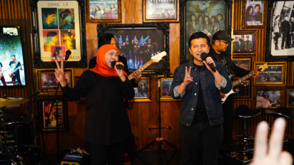 Resmi Luncurkan Video Kampanye bareng Dewa 19, Khofifah dan Emil Kompak Nyanyikan Lagu Hidup Adalah Perjuangan