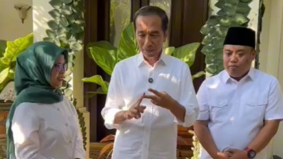 Pasangan Cabub Blitar Rini Syarifah – Abdul Ghoni dapat Dukungan dari Joko Widodo