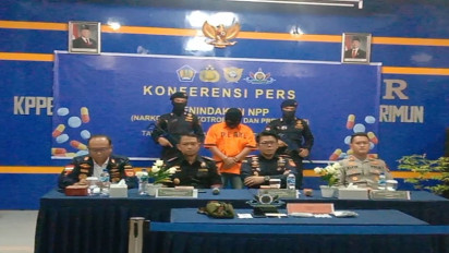 Simpan Sabu di Selangkangan, Seorang Penumpang di Terminal Pelabuhan Domestik Karimun Diringkus Bea Cukai