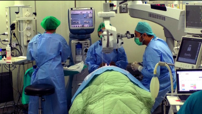 Gebrakan JEC Lakukan Inisiatif Sosial dengan 100 Operasi Implan Glaukoma Gratis