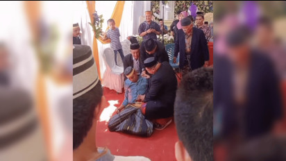 Remaja Tewas Tertusuk Badik Saat Upacara Adat Angngaru di Pangkep