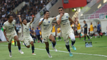 Liga 1: Pengakuan Bek Uzbekistan Usai Cetak Gol Sensasional ke Gawang PSS, Sempat Berlatih hingga 400 Kali