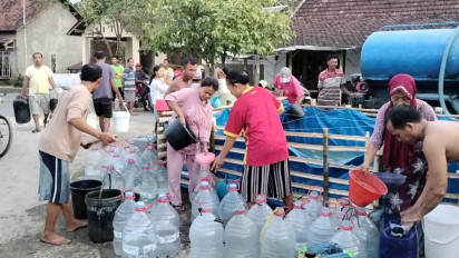Mulai Diguyur Hujan, 67 Desa di Rembang Masih Kesulitan Air Bersih dan Andalkan Bantuan