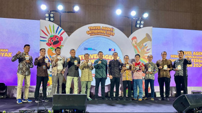 KAI Wisata Raih Penghargaan Travel Agent Pemesanan Rombongan Terbanyak Tahun 2024 di Travel Agent Gathering 2024