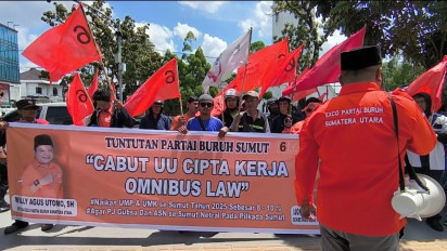 Buruh di Sumut Unjuk Rasa Tuntut Cabut UU Ciptaker, Kenaikan Upah dan Minta PJ Gubsu Netral dalam Pilkada