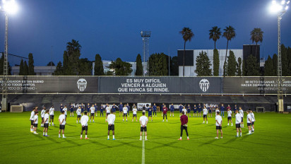 Banjir Besar, Laga Valencia Vs Real Madrid Resmi Ditunda