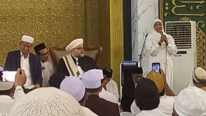 Hadiri "Maulid Akbar" di MAS, Syekh Afeefuddin Al-Jailani Ungkap Cara Tumbuhkan Cinta pada Rasulullah