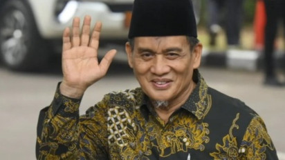 Romo Syafi’i Sebut Kebijakan Arab Saudi Keluarkan Visa Ziarah Seminggu Jelang Musim Haji Ambigu