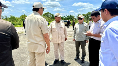 Presiden Prabowo Subianto Kunjungi Proyek Cetak Sawah 1 Juta Hektar