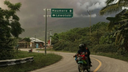 Delapan Orang Tewas Akibat Letusan Gunung Lewotobi Laki-Laki