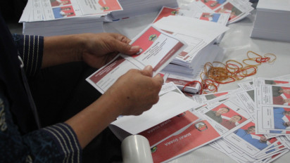 Surat Suara Pilkada Mulai Disortir dan Dilipat, KPU Kota Semarang Kerahkan 250 Petugas