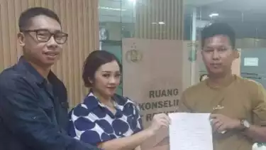 Viral anggota Polda Maluku aniaya sopir taksi online