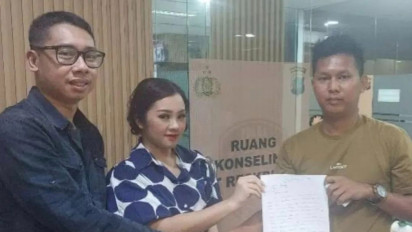 Viral Beri Bogem Mentah ke Sopir Taksi Online, Anggota Polisi Ini Dicopot dari Jabatannya saat Baru Menikah