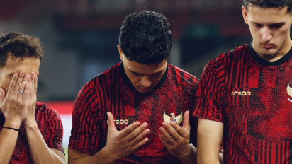 Tak Bisa Disembunyikan, Reaksi Ragnar Oratmangoen saat Mendengar Azan hingga Salat Berjamaah di Indonesia: Itu Adalah Hal yang...