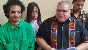 Vadel Badjideh dan Razman Arif Nasution di Polda Metro Jaya