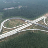 DPR Soroti Mandeknya Proyek JTTS: Ambisi Pembangunan di Masa Lalu Sebabkan Utang BUMN Karya Menumpuk